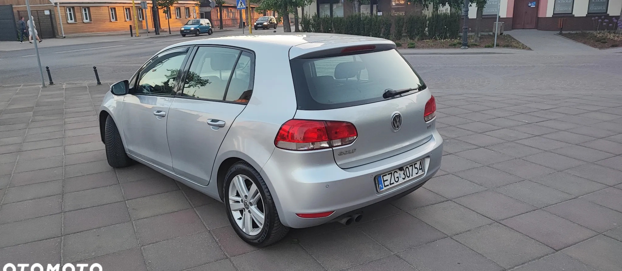 Volkswagen Golf cena 24500 przebieg: 179800, rok produkcji 2009 z Lubartów małe 37